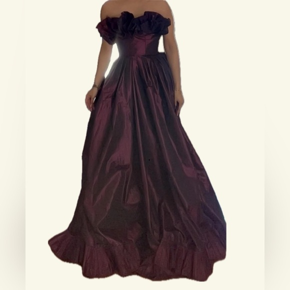 Victor Costa Vintage Plum Taffeta Off-Shoulder Gown Dark Romance Victorian - Picture 2 of 15